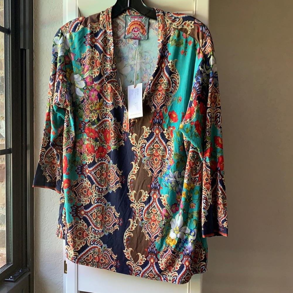 NWT Johnny Was Indi Flower L/S Henley Tee - stunning paisley print